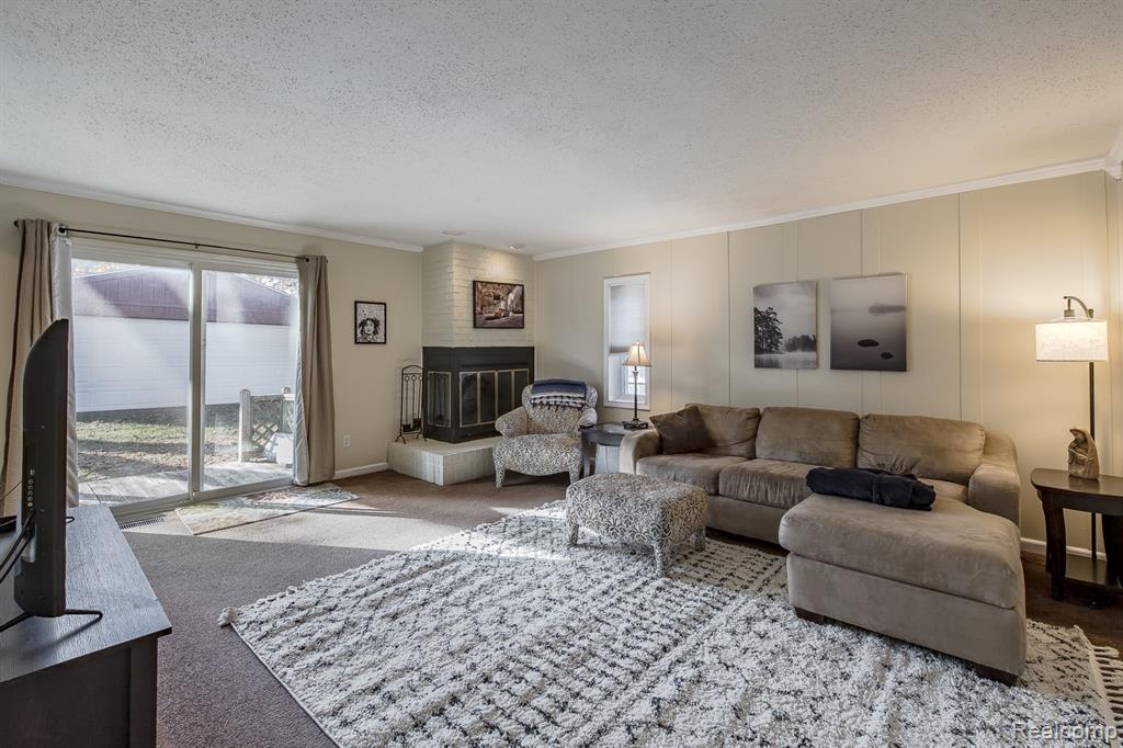 4083 Ledgestone Drive, Waterford, MI 48329 — Photo 26