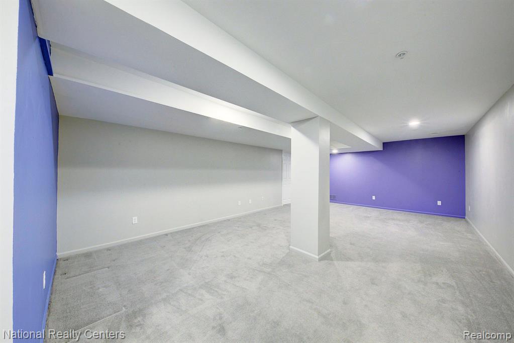 8201 ALEXA Drive, Walled Lake, MI 48390 — Photo 20