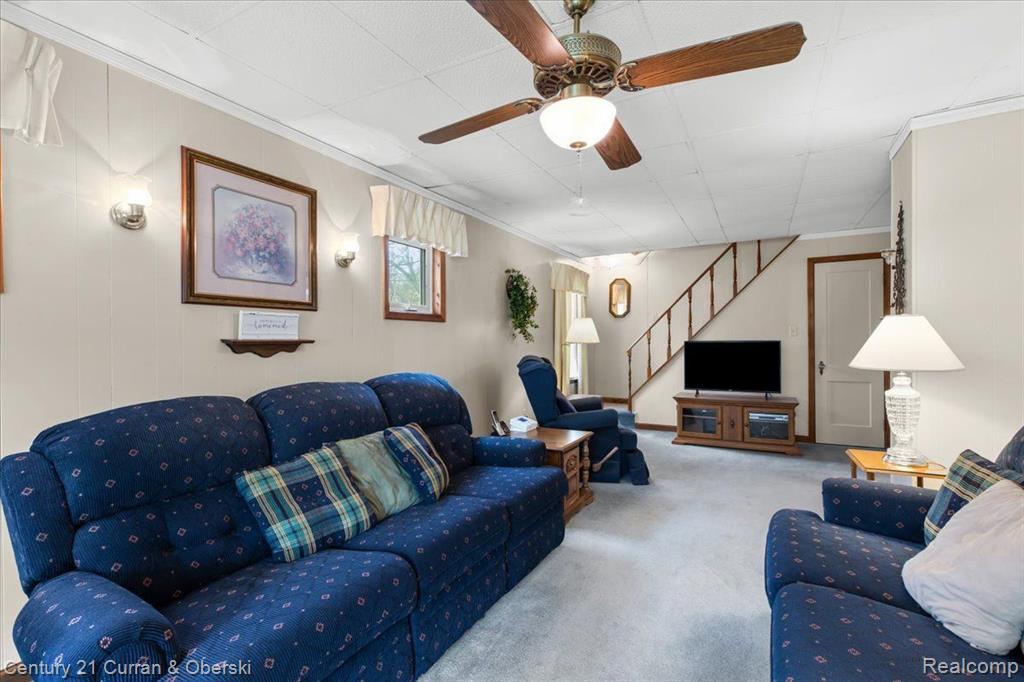 5625 HARDING Street, Dearborn Heights, MI 48125 — Photo 12