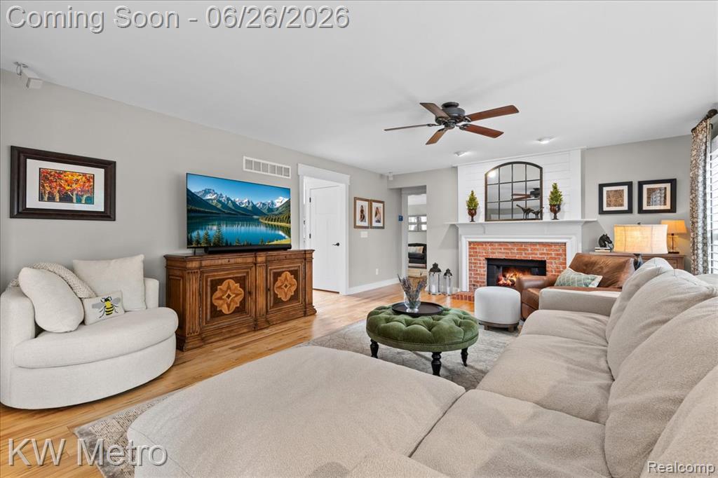 1393 Lake Shore Boulevard, Lake Orion, MI 48362 — Photo 22