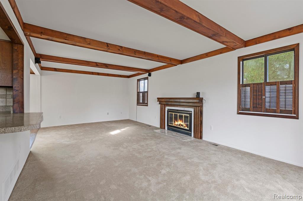 643 Pine Tree Court, Walled Lake, MI 48390 — Photo 10