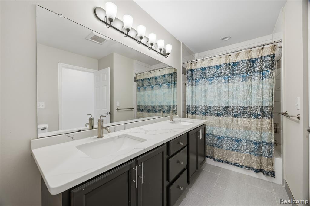 1524 Peninsula Court, Canton, MI 48187 — Photo 33