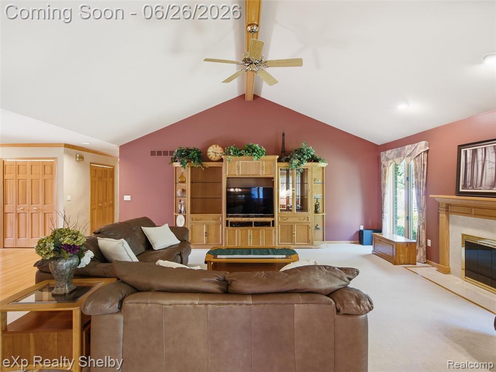 56432 Cromwell Court, Utica, MI 48316 — Photo 13