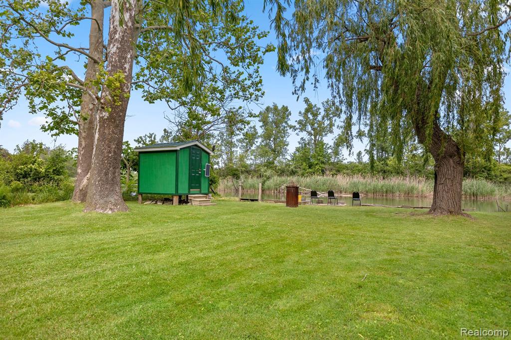 7215 S HURON RIVER Drive, South Rockwood, MI — Photo 40
