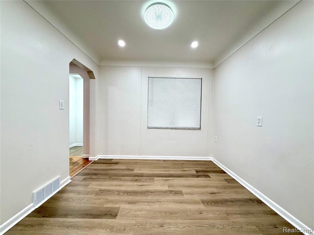 13540 E State Fair Street, Detroit, MI 48205 — Photo 18