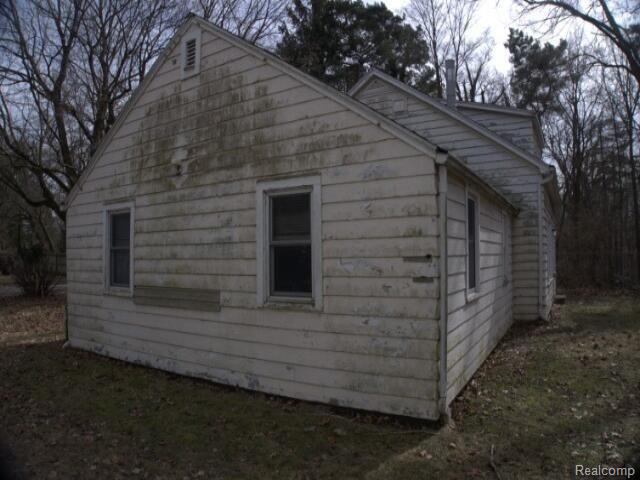 402 SEARLES Avenue, Benton Harbor, MI 49022 — Photo 4