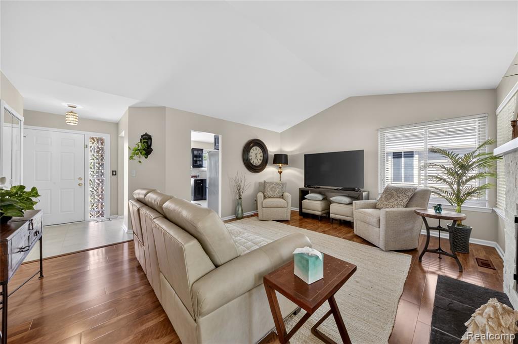 44570 Ridgefield Road, Canton, MI 48188 — Photo 13