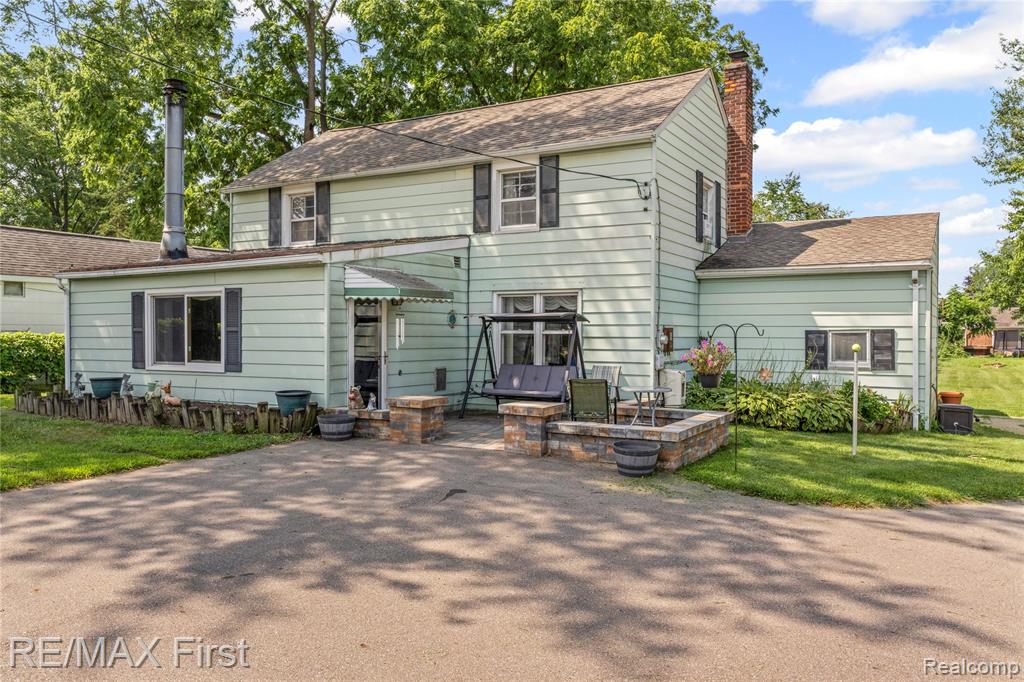 6829 John R Road, Troy, MI 48085 — front exterior