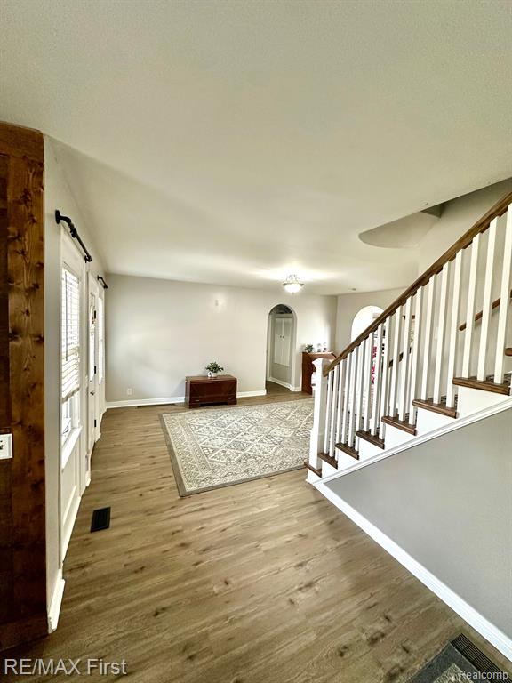 301 BRISTOL Street S, Almont, MI 48003 — Photo 8