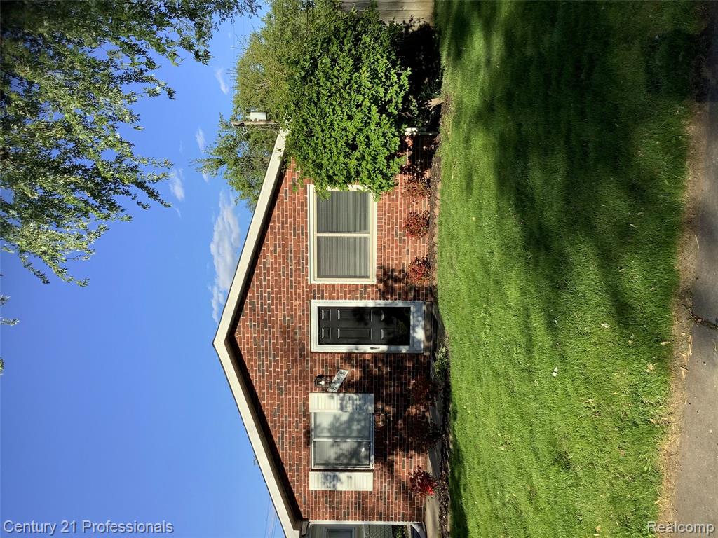8468 Beatrice, Westland, MI — Photo 5