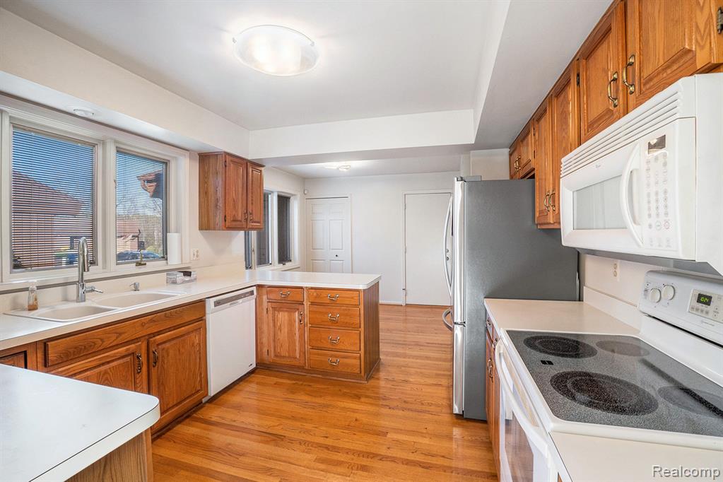 634 Applegate Lane, Grand Blanc, MI 48439 — Photo 4