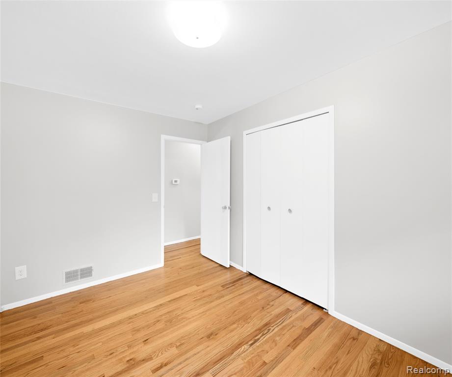 7330 Pointe Drive, Canton, MI 48187 — Photo 19