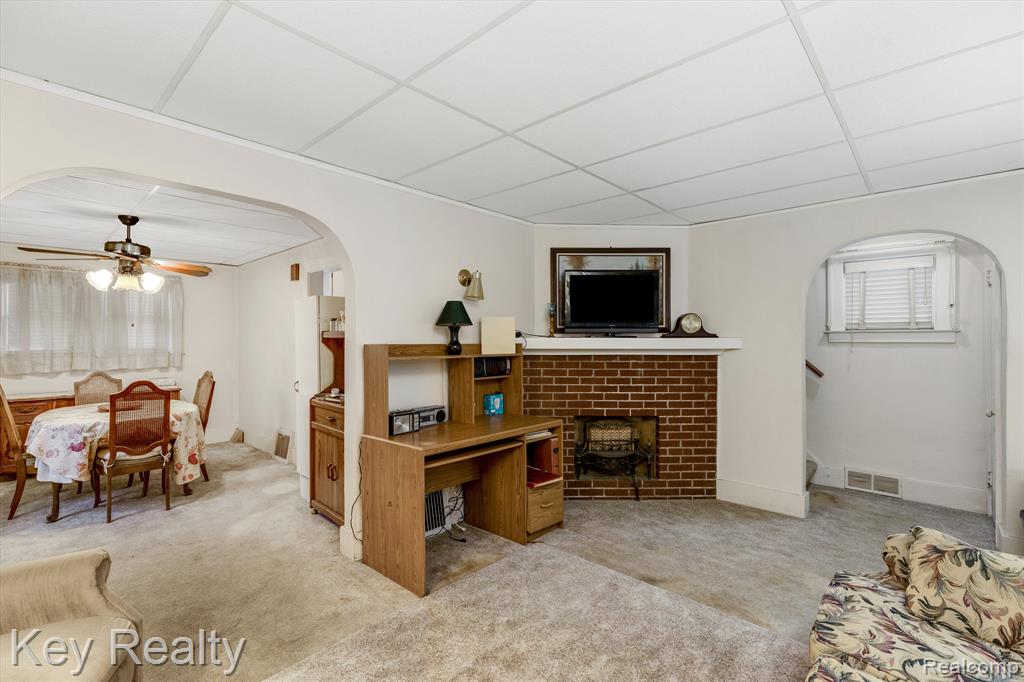 830 MILL Street, Lincoln Park, MI 48146 — Photo 12