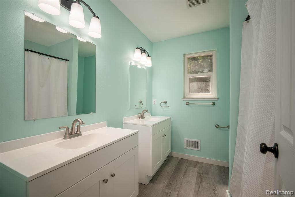 4277 Tux Lane, Milford, MI 48380 — Photo 30