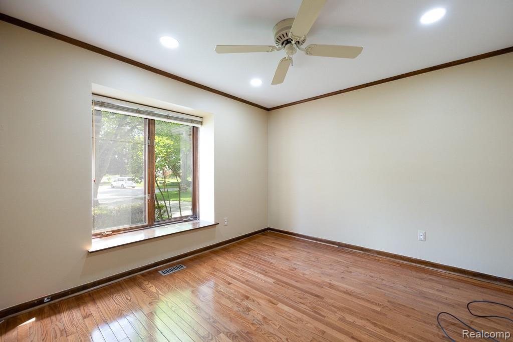 6275 Fairbrook Court, West Bloomfield, MI — Photo 33