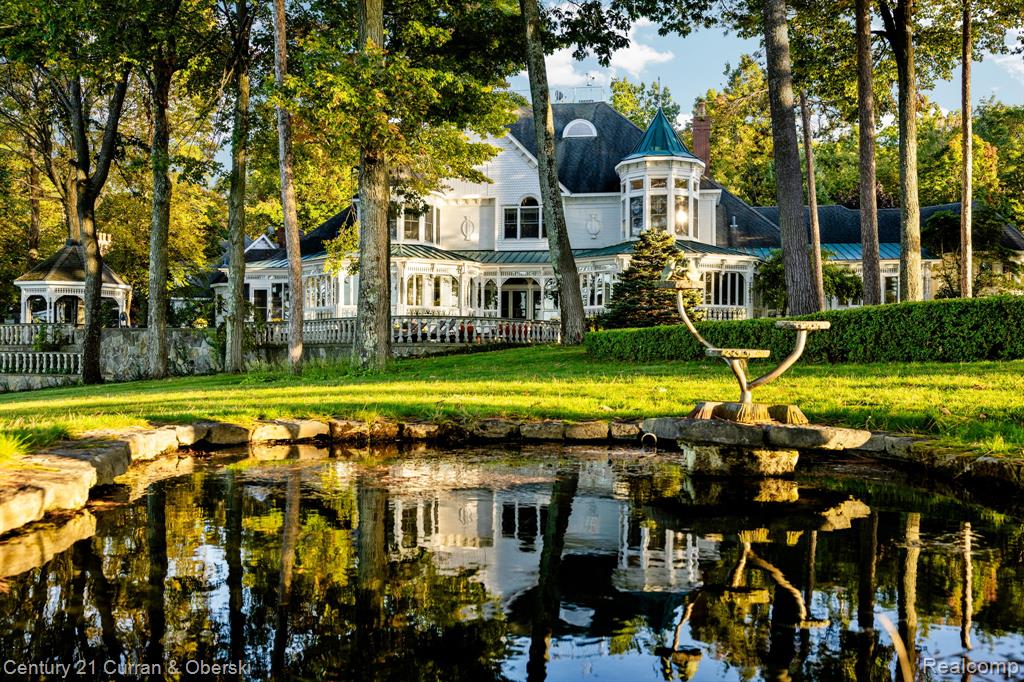 Saugatuck/Douglas Saugatuck/Douglas