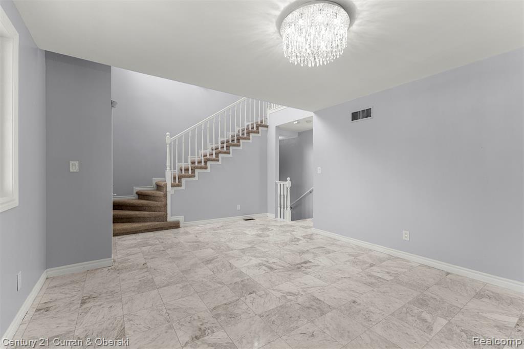 7115 Steadman Street, Dearborn, MI 48126 — Photo 4