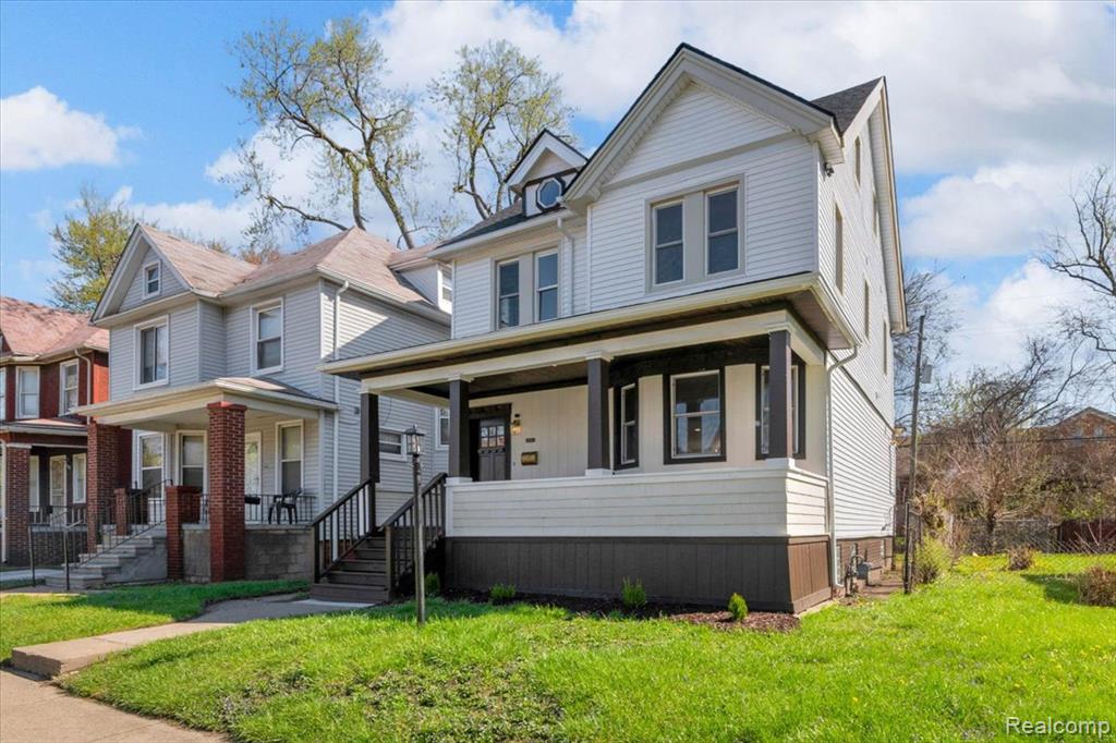 2954 Helen Street - Photo 2