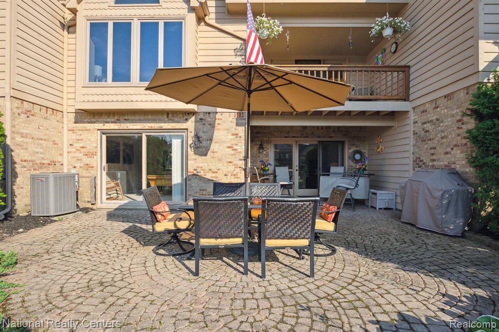 47704 BLUE HERON Drive S, Northville, MI — Photo 30