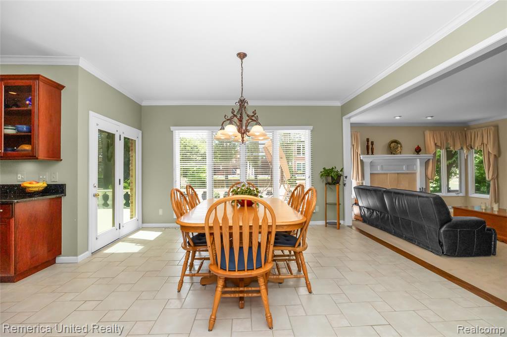54501 Salem Drive, Shelby Twp, MI 48316 — Photo 16