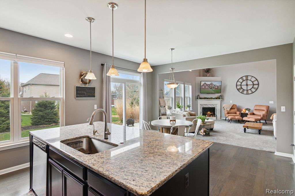 571 HUDSON Circle, South Lyon, MI 48178 — Photo 20