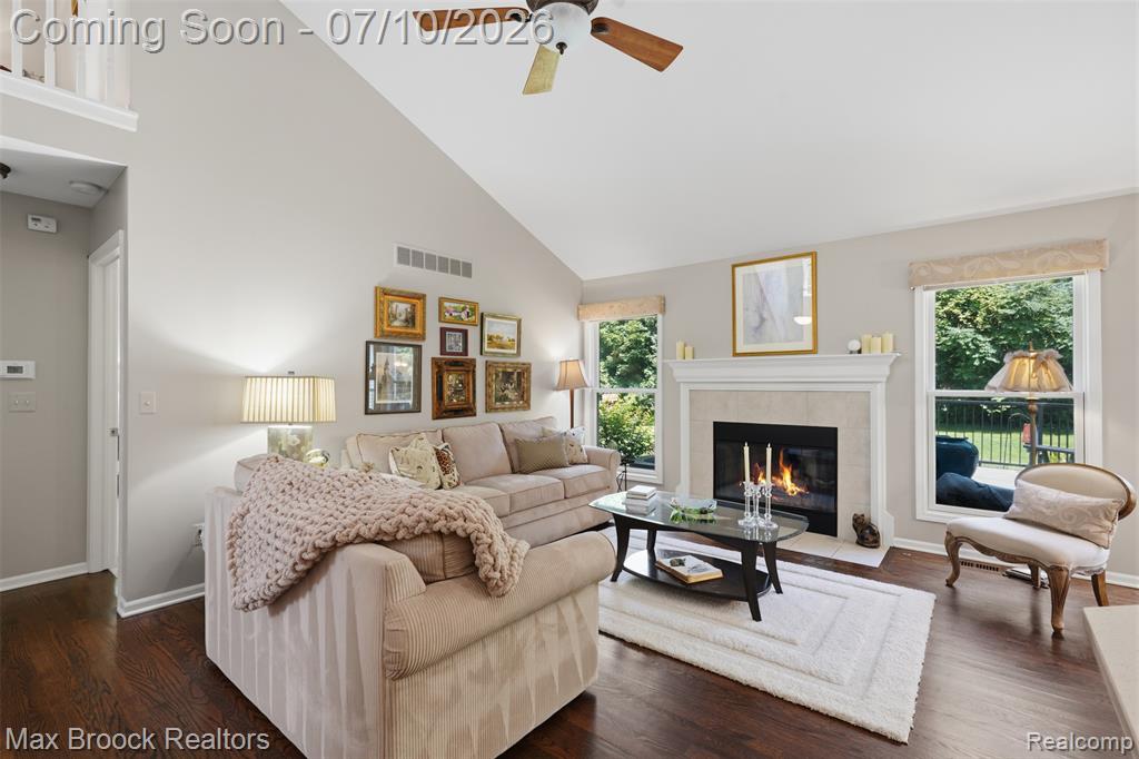 5804 S Windstar Circle, 22, Waterford, MI 48327 — Photo 9