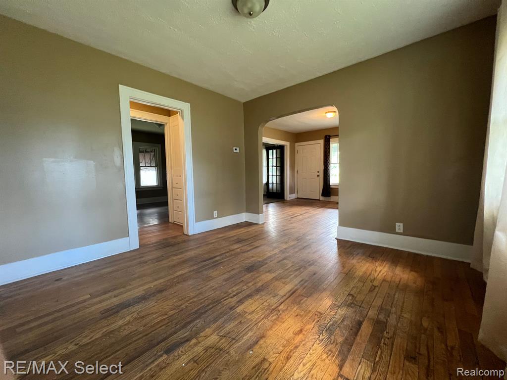 722 Perry Street, Flint, MI 48504 — Photo 9