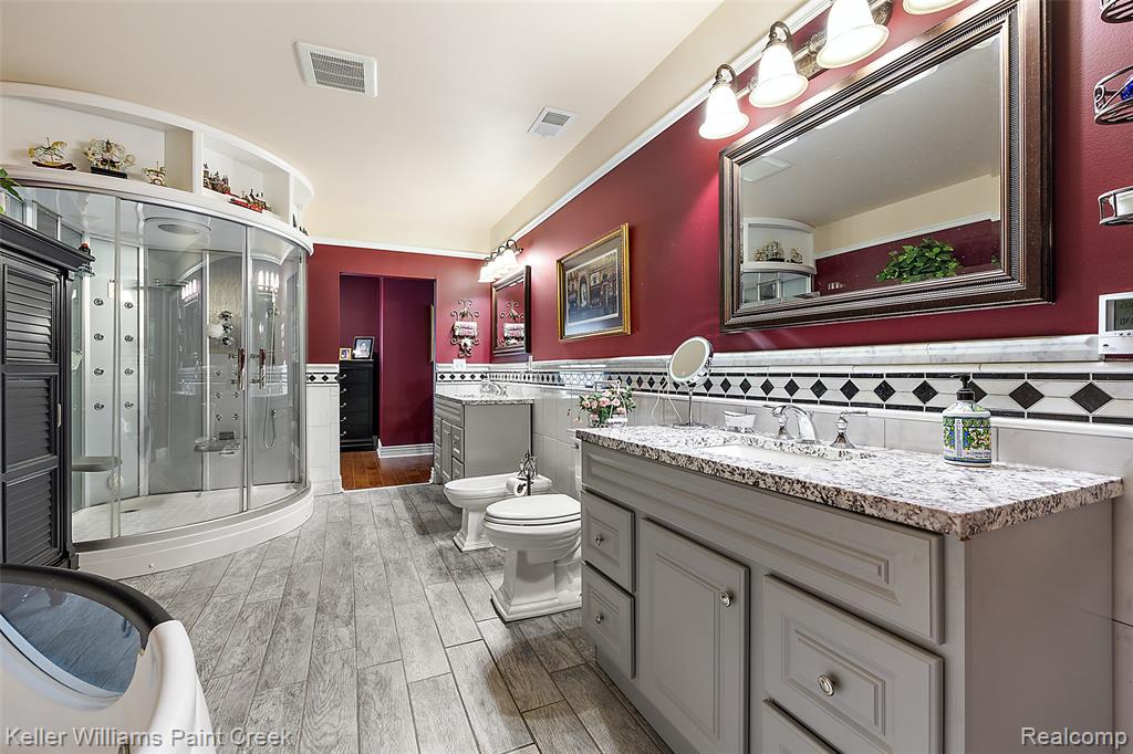 328 S Broadway Street, Lake Orion, MI 48362 — Photo 72