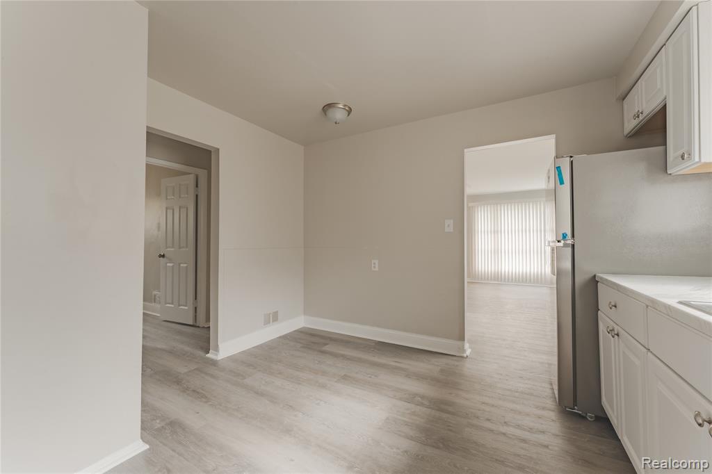 93 W Princeton Avenue, Pontiac, MI 48340 — Photo 23