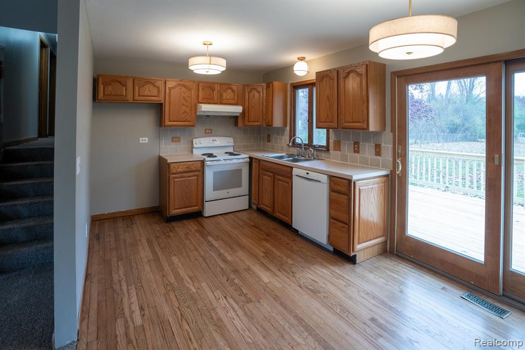 758 South Boulevard W, Rochester Hills, MI 48307 — Photo 6