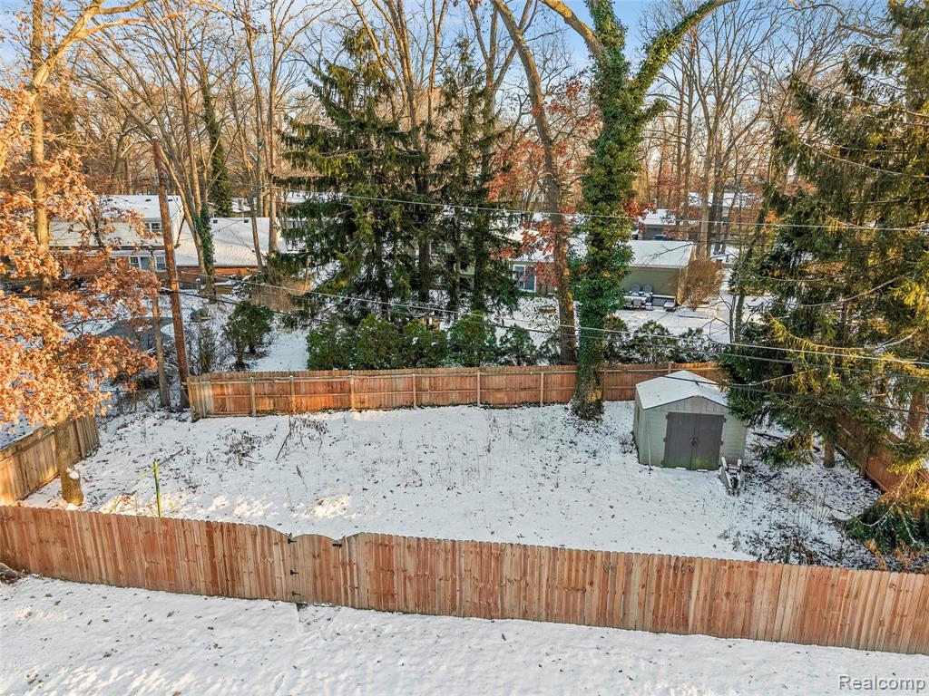 6018 Brynthrop Drive, Shelby Twp, MI 48316 — Photo 40