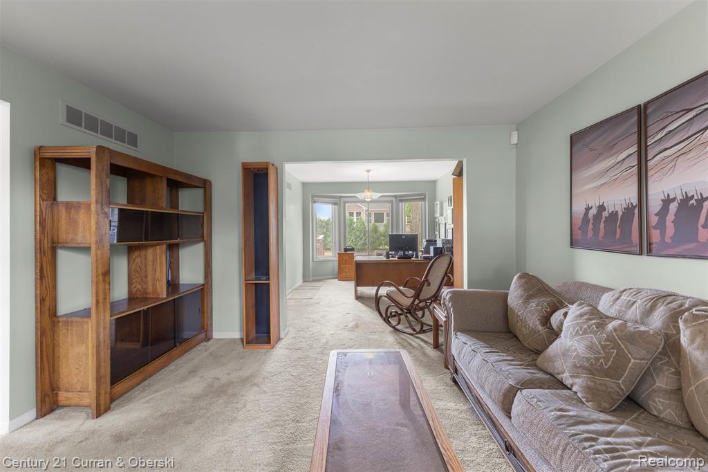 45924 Rockledge Drive, Plymouth, MI 48170 — Photo 18