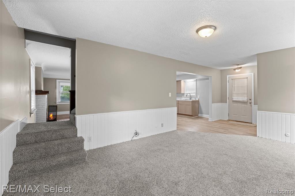 619 Frank Street, Flint, MI 48504 — Photo 25
