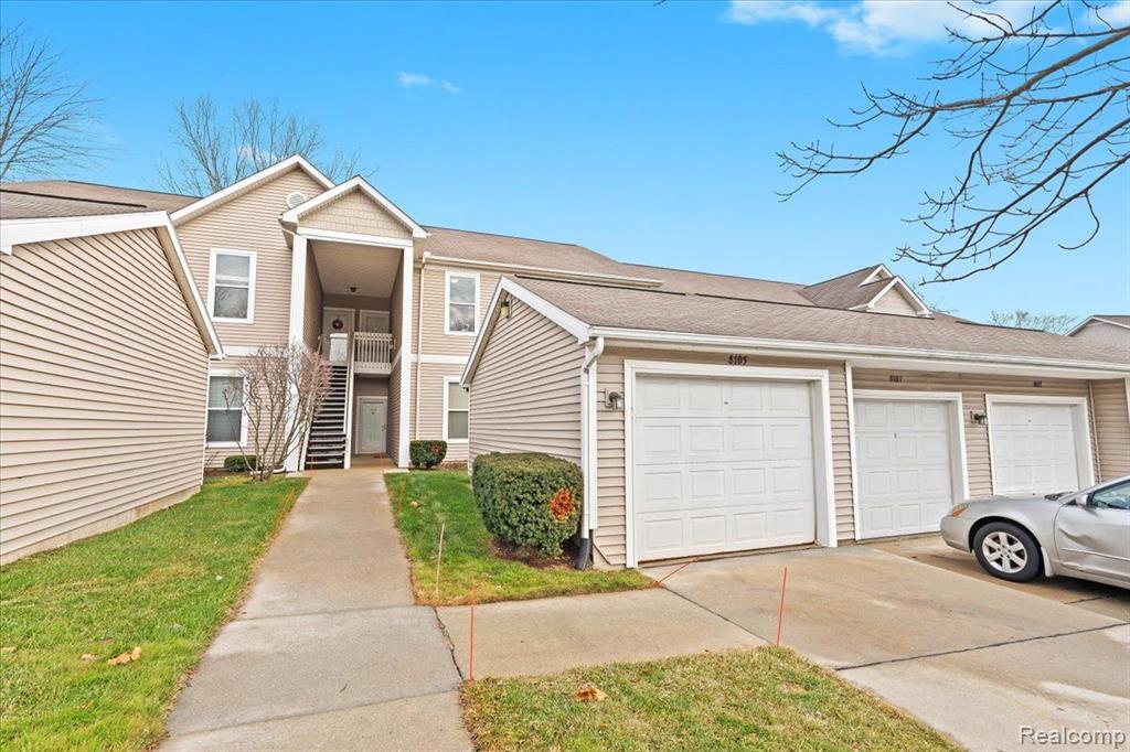 8105 AUTUMN WOODS Trail, Ypsilanti, MI 48198 — Photo 28