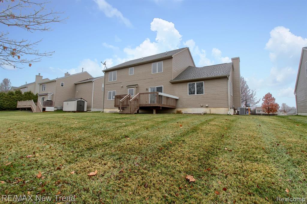 508 HEARTWOOD Lane, Saline, MI 48176 — Photo 33