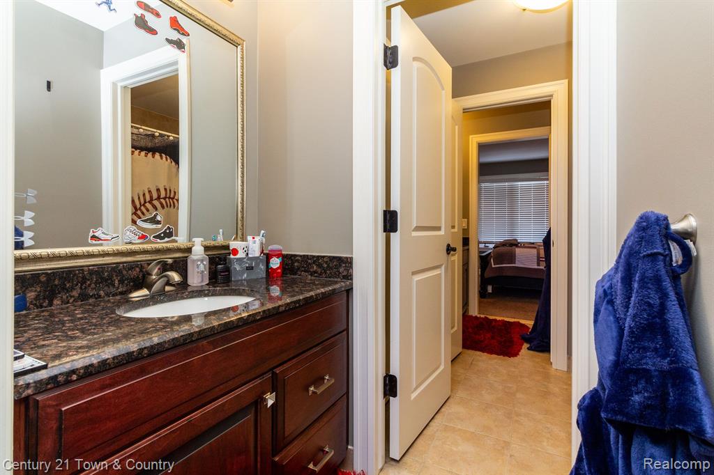 54152 Deer Ridge Court, Rochester, MI 48307 — Photo 47