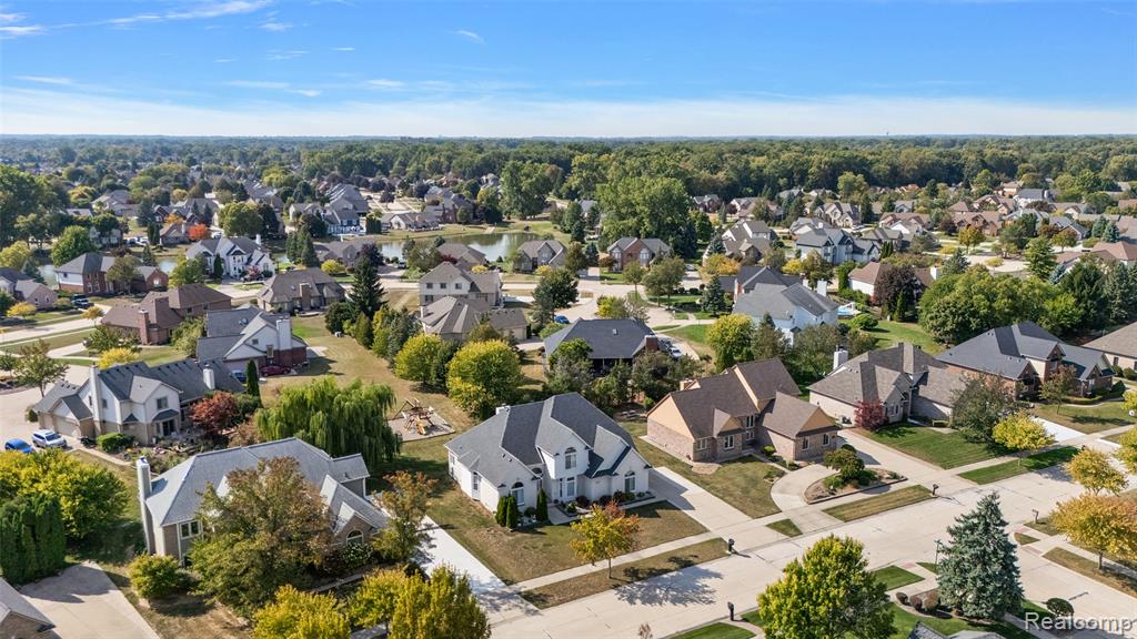 43187 Vintners Place Drive, Sterling Heights, MI 48314 — Photo 48