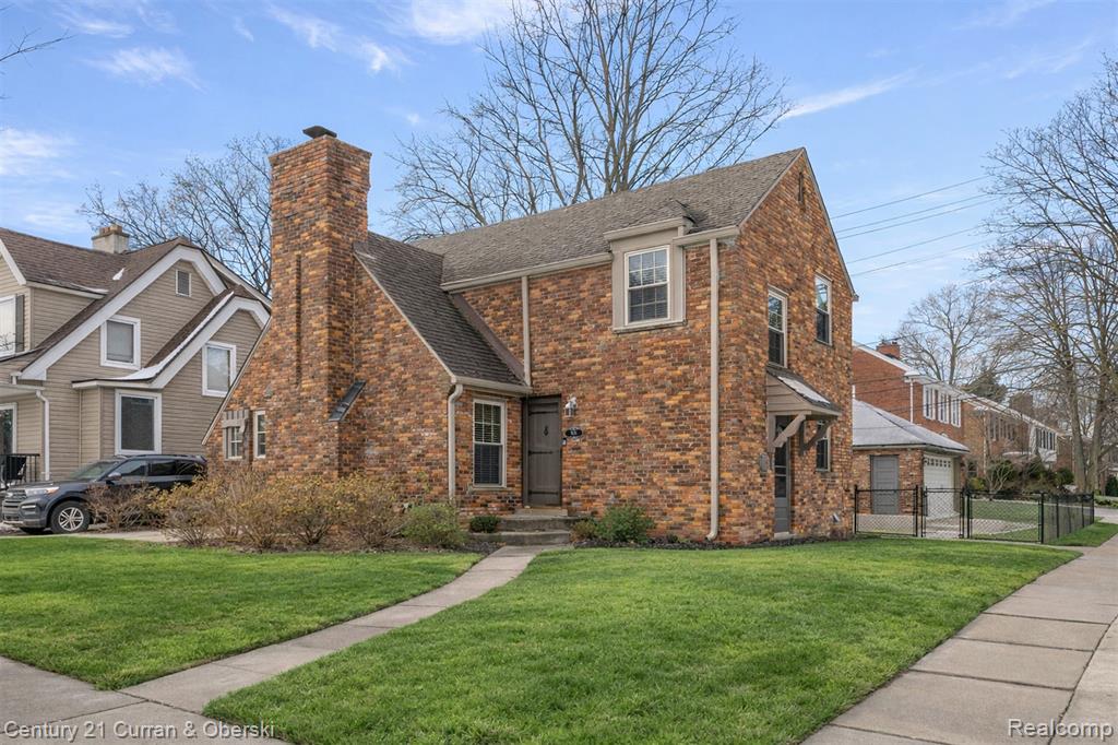 900 Meridan Street, Dearborn, MI 48124 — front exterior