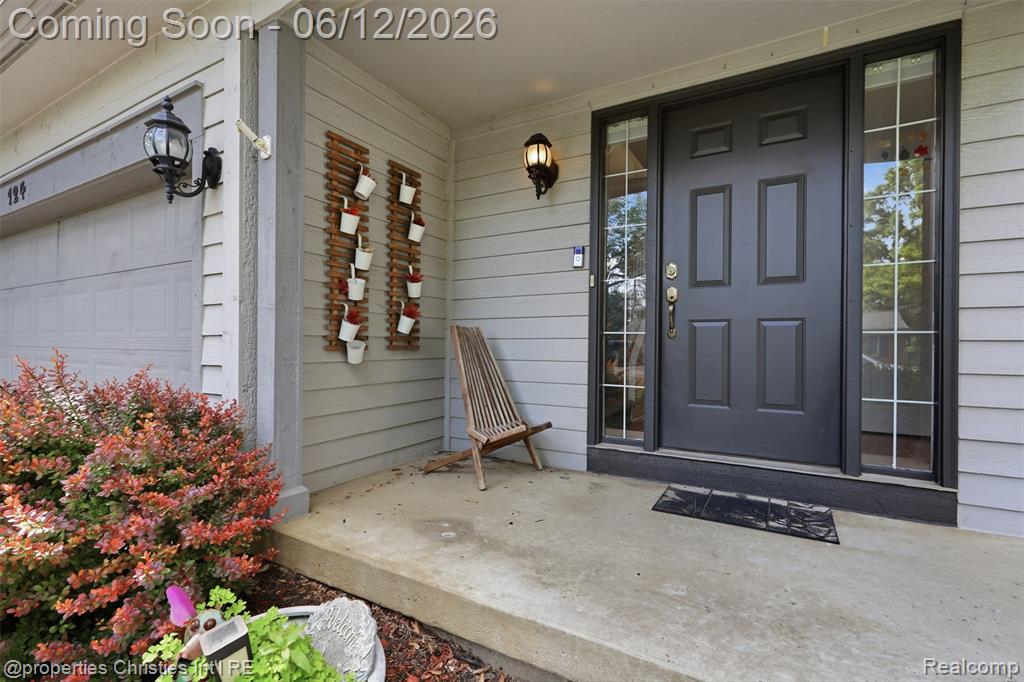 124 Rexton Street, Novi, MI 48377 — Photo 4