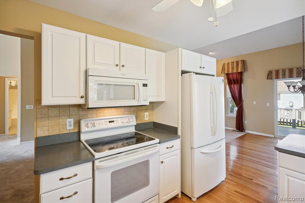 42279 BAYBERRY, Clinton Twp, MI 48038 — Photo 15