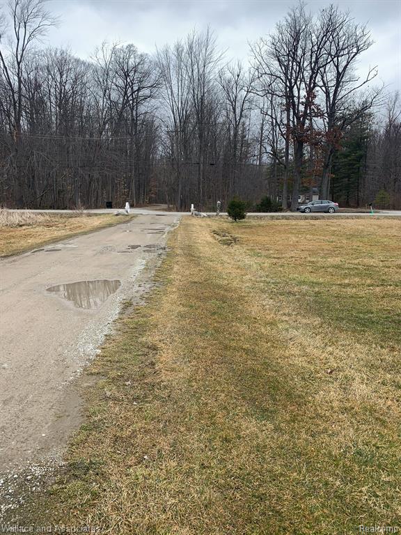 8407 SMITHS CREEK Road, Wales, MI — Photo 24