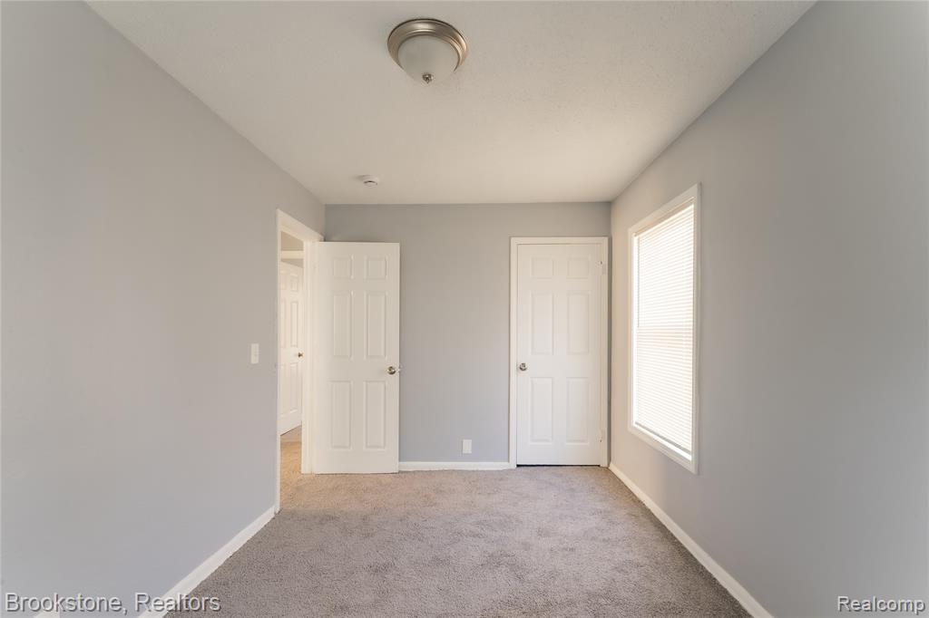 466 Wyoming Avenue, Pontiac, MI 48341 — Photo 12