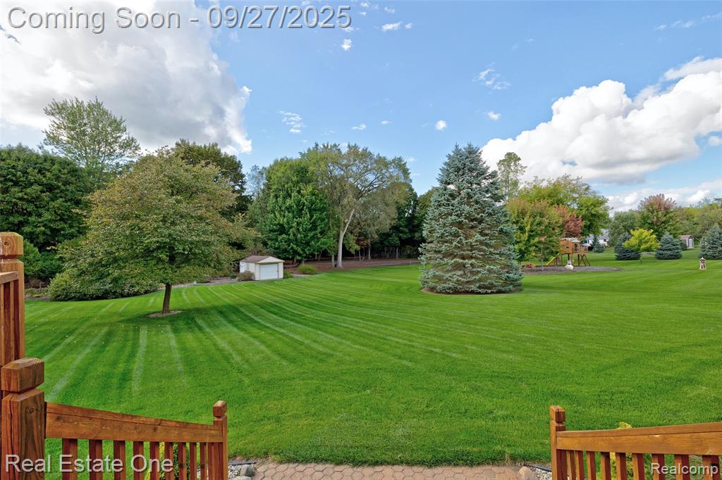 90 Crescent Hill Drive, Ortonville, MI 48462 — Photo 82