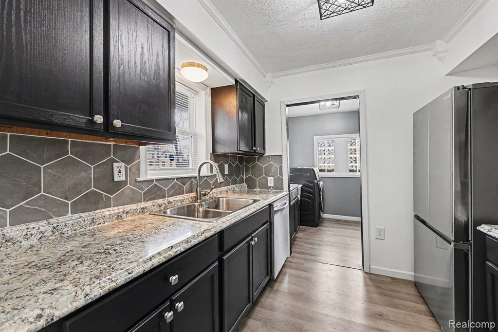925 Kenilworth Avenue, Pontiac, MI 48340 — Photo 10