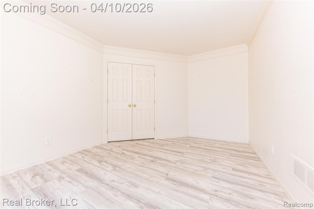 39836 Eagle Trace Drive, Northville, MI 48168 — Photo 7
