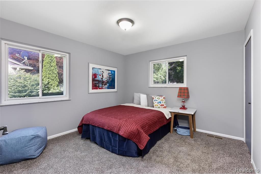 9844 Klais Court, Clarkston, MI 48348 — Photo 13