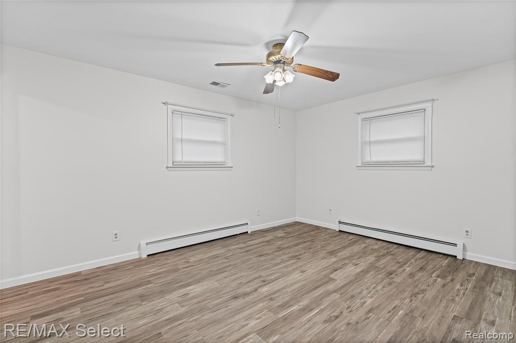 2461 N Long Lake Road, Fenton, MI 48430 — Photo 28