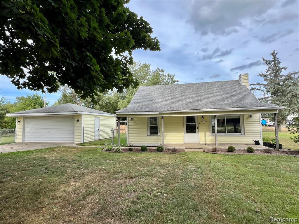 5206 Oak Park Drive, Clarkston, MI — front exterior