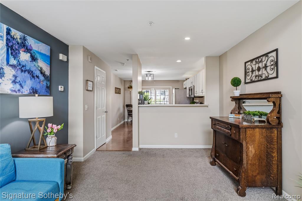 601 Village Lane, Milford, MI 48381 — Photo 15