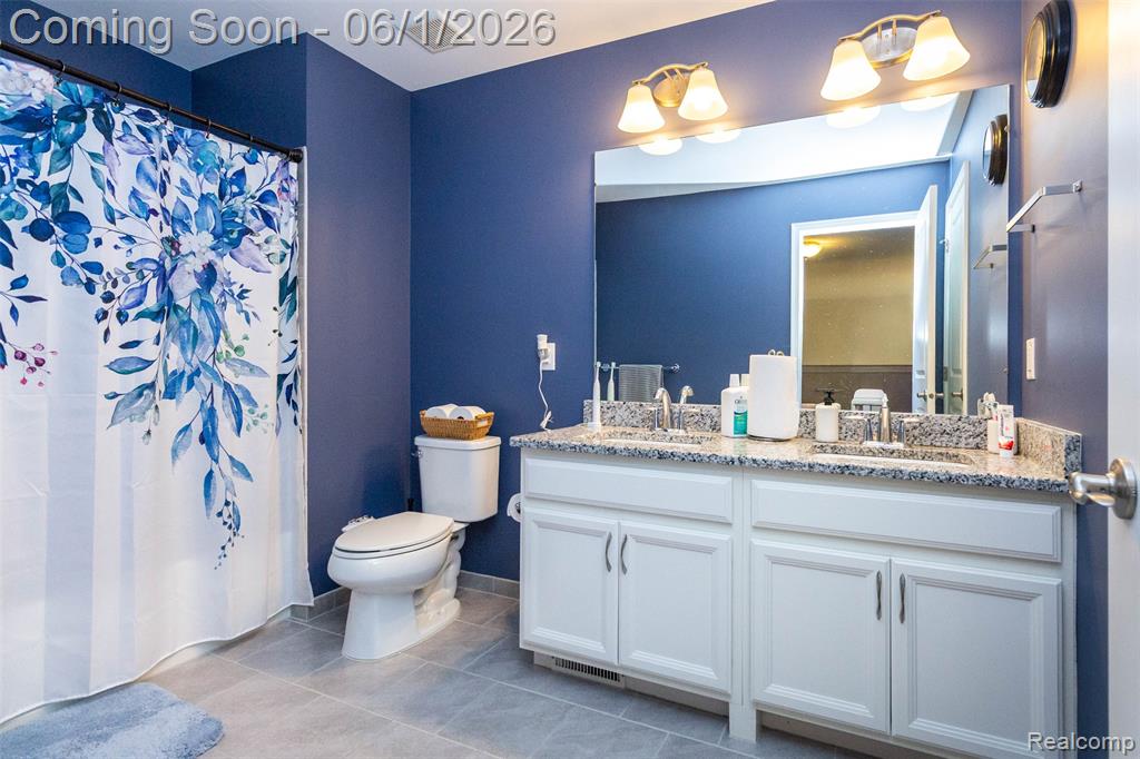 2589 Oxford Circle, Ann Arbor, MI 48103 — Photo 30
